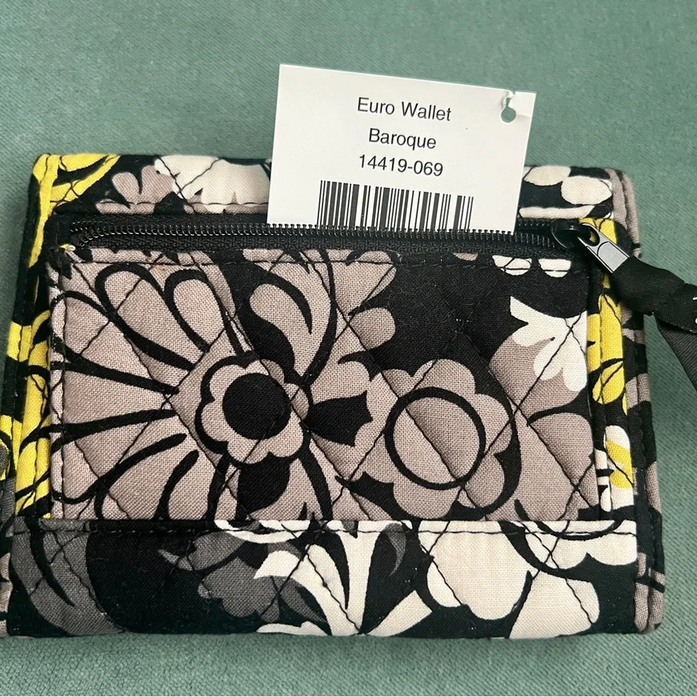 NWOT Vera Bradley Euro Wallet Black/Yellow Classic Retro Baroque Preppy Travel - Picture 7 of 7